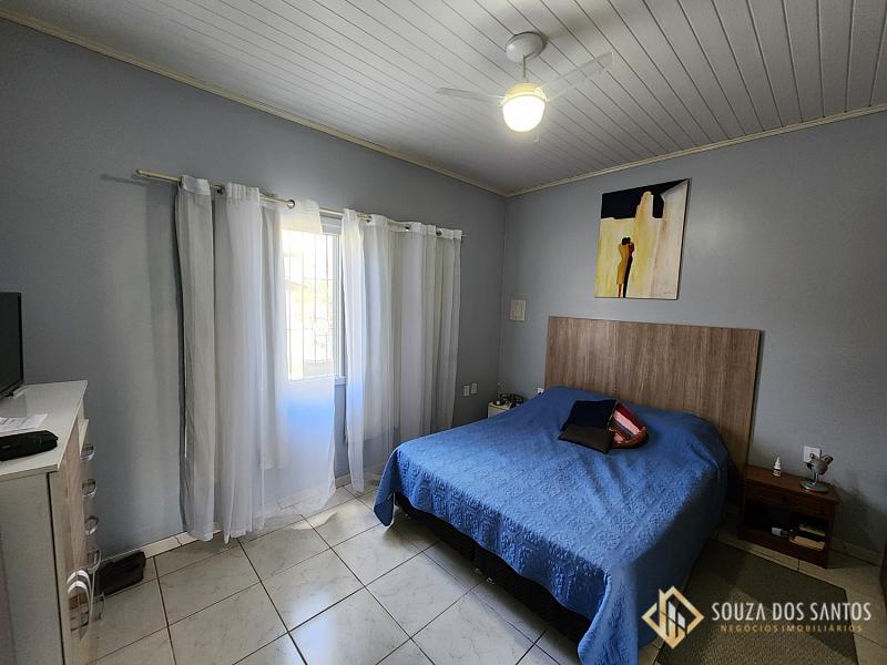 CASA RESIDENCIAL em Sapucaia do Sul - RS, Jardim — foto 16