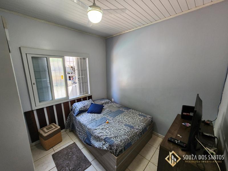 CASA RESIDENCIAL em Sapucaia do Sul - RS, Jardim — foto 14