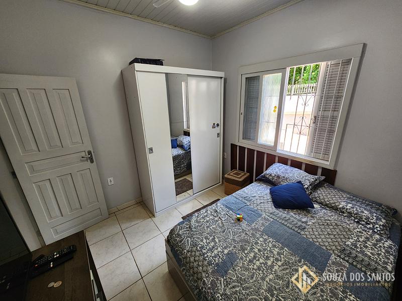 CASA RESIDENCIAL em Sapucaia do Sul - RS, Jardim — foto 13