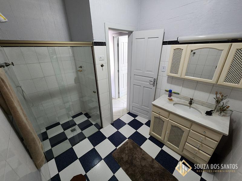 CASA RESIDENCIAL em Sapucaia do Sul - RS, Jardim — foto 7