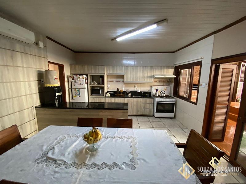 CASA RESIDENCIAL em SAPUCAIA DO SUL - RS, DIHEL — foto 25