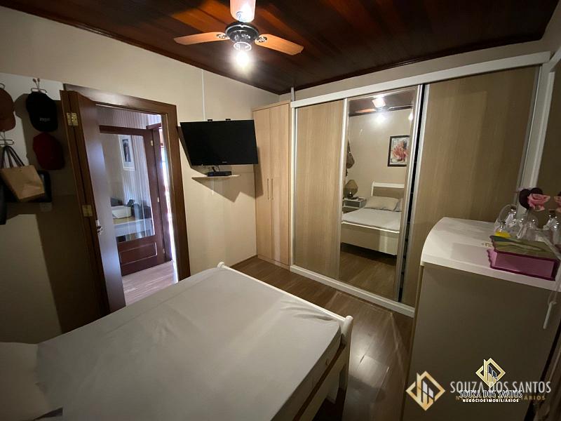 CASA RESIDENCIAL em SAPUCAIA DO SUL - RS, DIHEL — foto 19