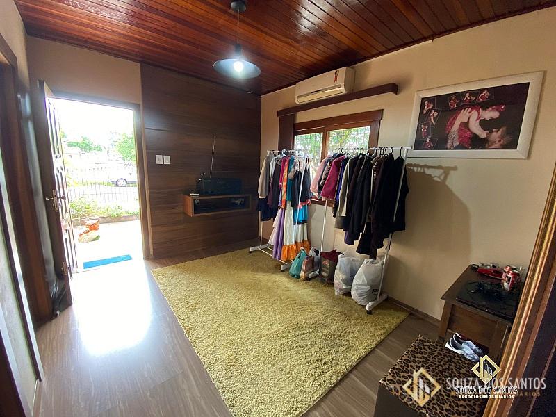 CASA RESIDENCIAL em SAPUCAIA DO SUL - RS, DIHEL — foto 9