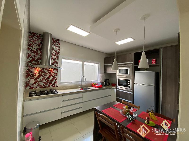 CASA RESIDENCIAL em SAPUCAIA DO SUL - RS, FREITAS — foto 93