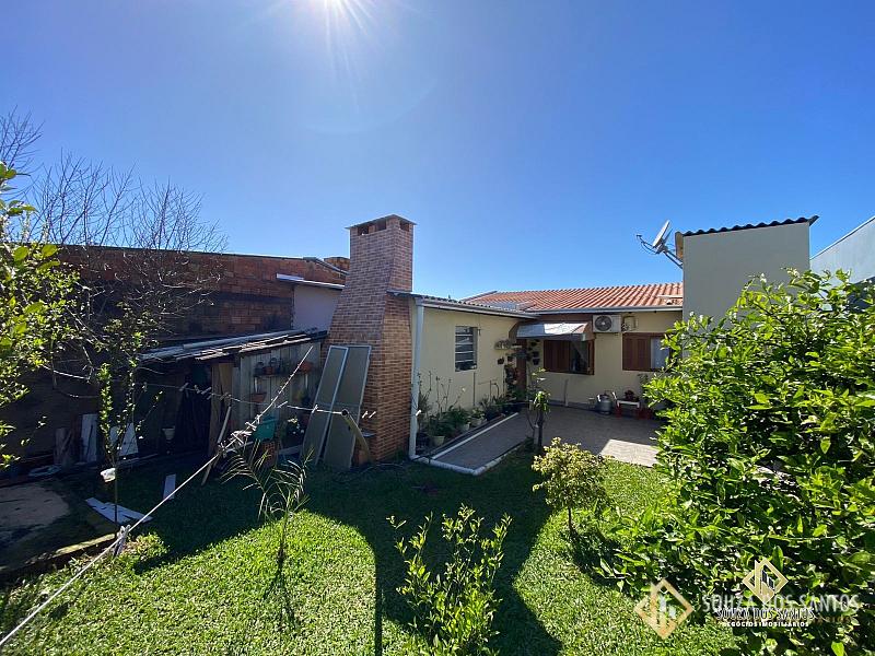 CASA RESIDENCIAL em SAPUCAIA DO SUL - RS, LOMBA DA PALMEIRA — foto 2