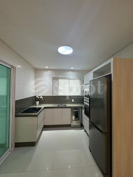 Ilha da Vitória – Alto Padrão proximo ao Mar em Meia Praia — foto 15