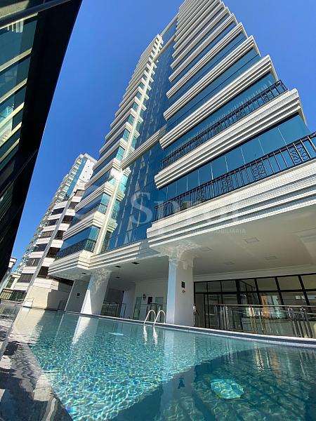 Alto Padrão! Pronto para morar - 04 Suítes sendo 01 Master — foto 22