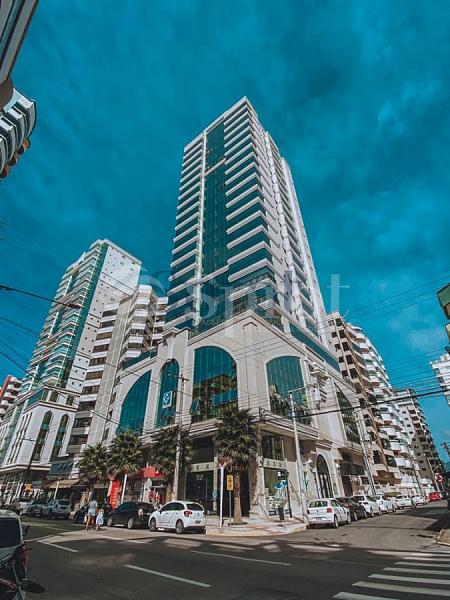 Alto Padrão! Pronto para morar - 04 Suítes sendo 01 Master — foto 4