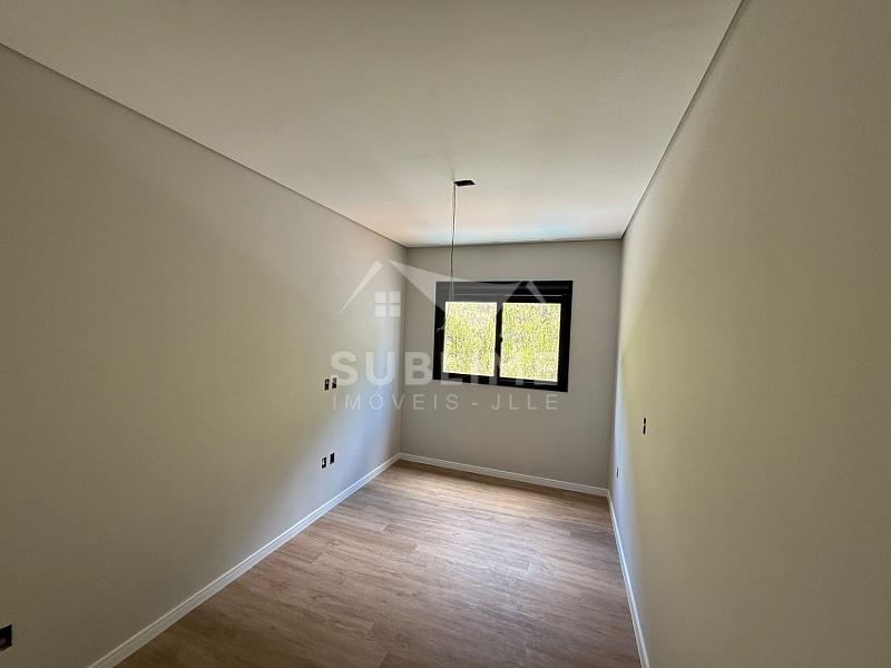 Sobrado Geminado no Bairro Jardim Sofia com Suíte — foto 16