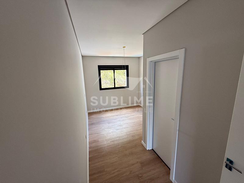 Sobrado Geminado no Bairro Jardim Sofia com Suíte — foto 14