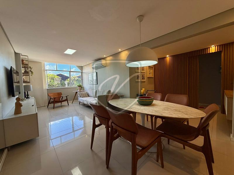 APARTAMENTO NA PRIMEIRA QUADRA DA PRAIA E TODO REFORMADO. 1