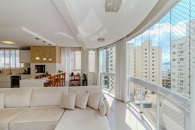 Apartamento Decorado em Meia Praia, Itapema/SC com 4 Dormitórios e Vista Mar – Residencial Paris