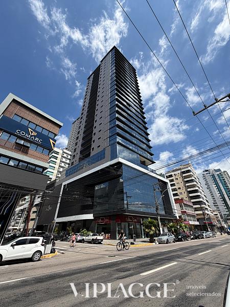 Apartamento no Grand Hill em Meia Praia, Itapema/SC com 4 Su�tes, 3 Vagas e Vista Mar 1