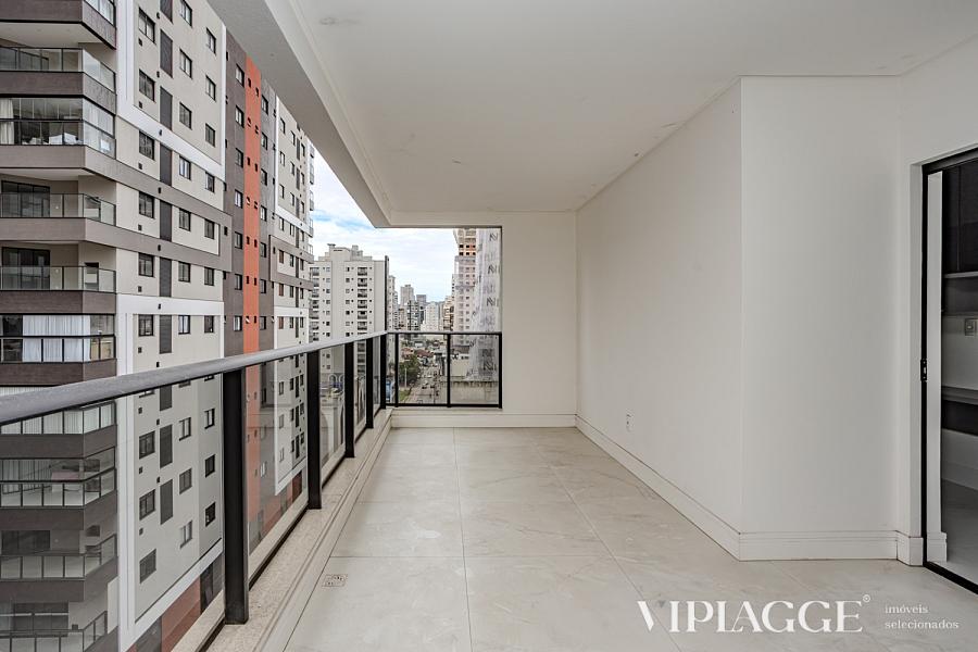 Apartamento em Meia Praia, Itapema/SC com 3 Su�tes, 2 Vagas e Sacada com Churrasqueira 1