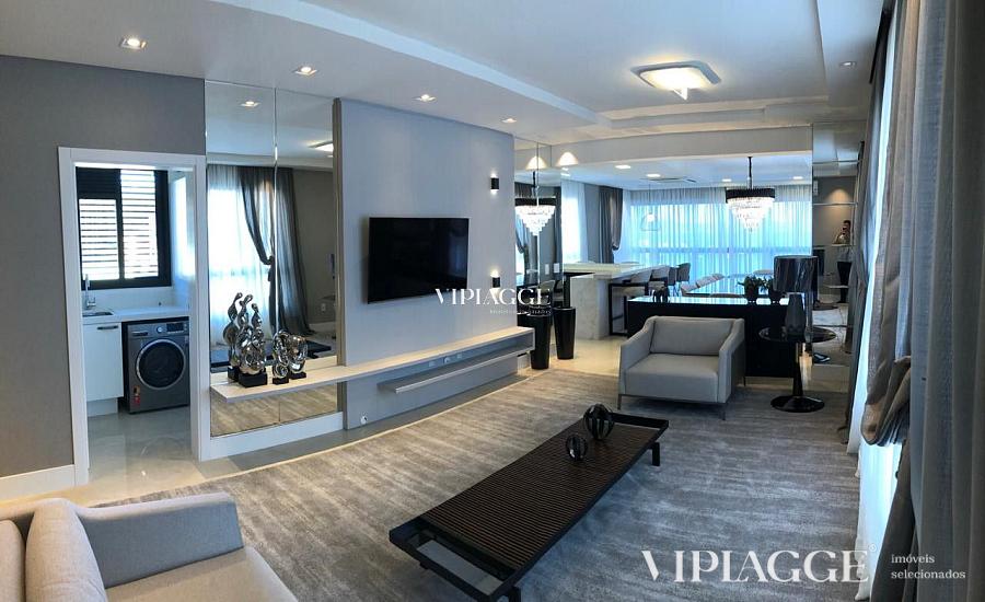 Apartamento frente mar no Centro de Itapema - SC, á venda com 4 suítes, 3 vagas, finamente mobiliado, área de lazer completa, vista para o mar no edif — foto 11