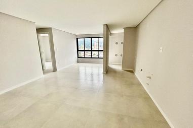 Apartamento com 3 quartos à venda, 72m², 1 banheiro, 2 garagens - Vila Operária - Itajaí