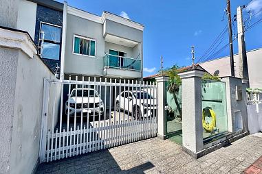 Sobrado com 3 quartos à venda, 146m², 3 banheiros, 2 garagens - São João - Itajaí