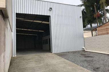 Galpão/Depósito/Armazém para alugar, 300m², 1 banheiro, 2 garagens - Dom Bosco - Itajaí