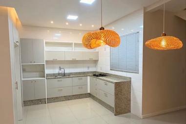Sobrado com 3 quartos à venda, 139m², 3 banheiros, 2 garagens - Dom Bosco - Itajaí