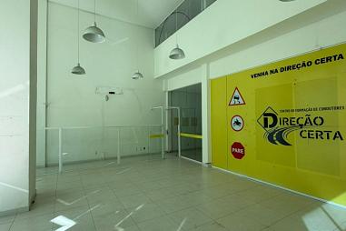Sala Comercial para alugar, 300m², 3 banheiros, 4 garagens - São Judas - Itajaí