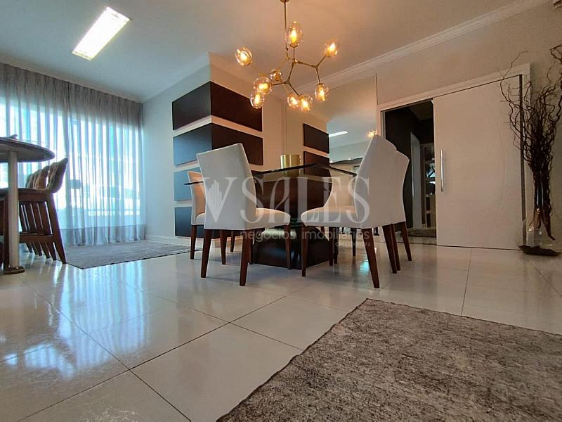 Casa mobiliada com piscina no Cordeiros Itajaí — foto 13