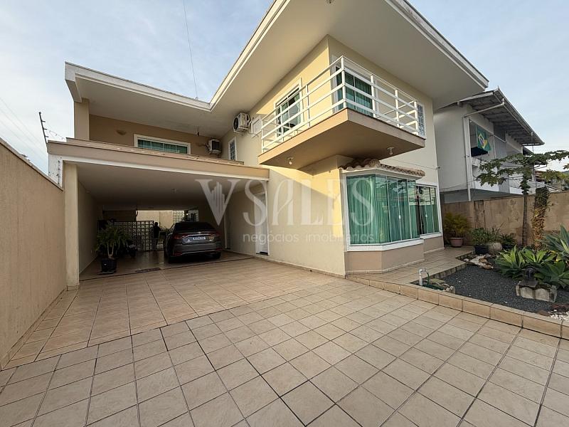 Espa�o, conforto e excelente localiza��o 1